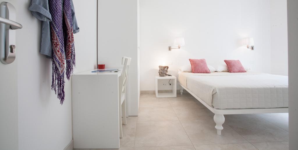 Camere Mare Сироло Стая снимка